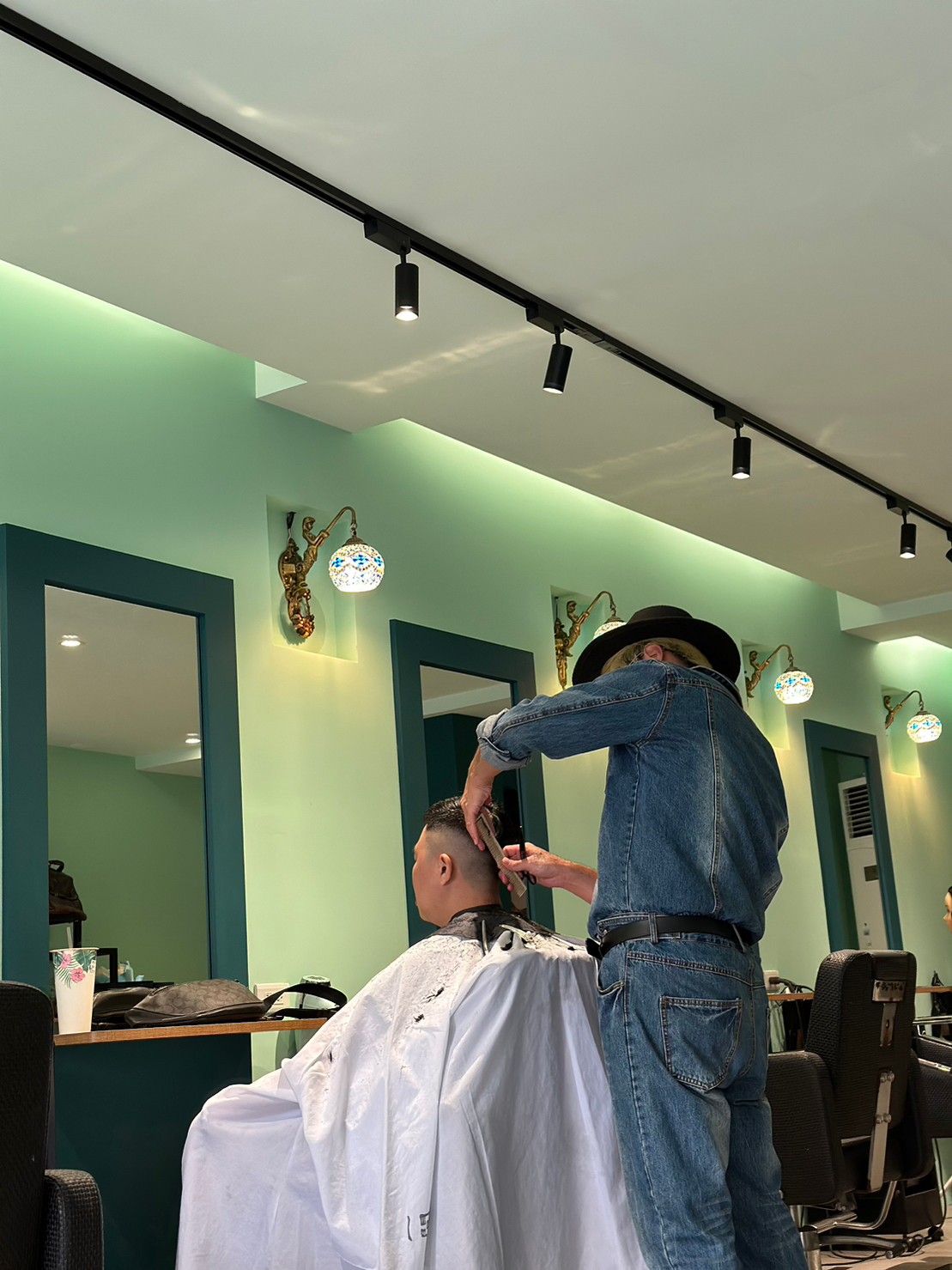 LINE_ALBUM_20231013 Double E店家訪問_231016_3